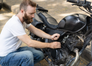 Co dělat, když se vám motorka pokazí v zahraničí a jste tam sami?