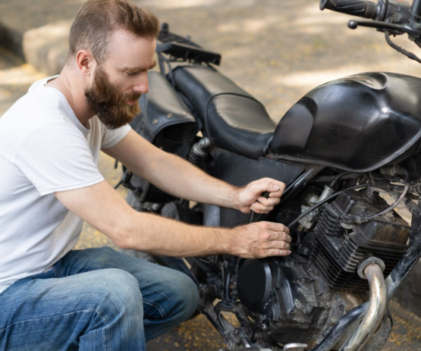 Co dělat, když se vám motorka pokazí v zahraničí a jste tam sami?