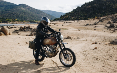 Gruzie a Kavkaz: motorkářské destinace, která vás překvapí